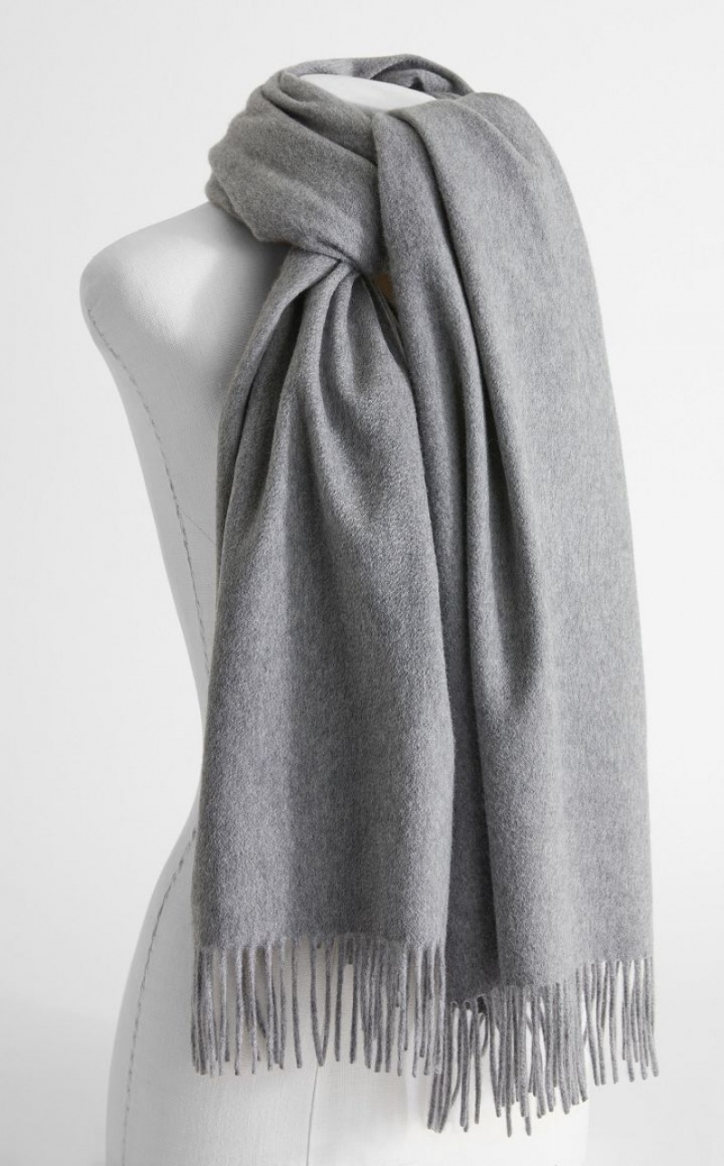 MaxMara Cashmere Stole With Embroidery Scarves LIGHT GREY | MMR594278